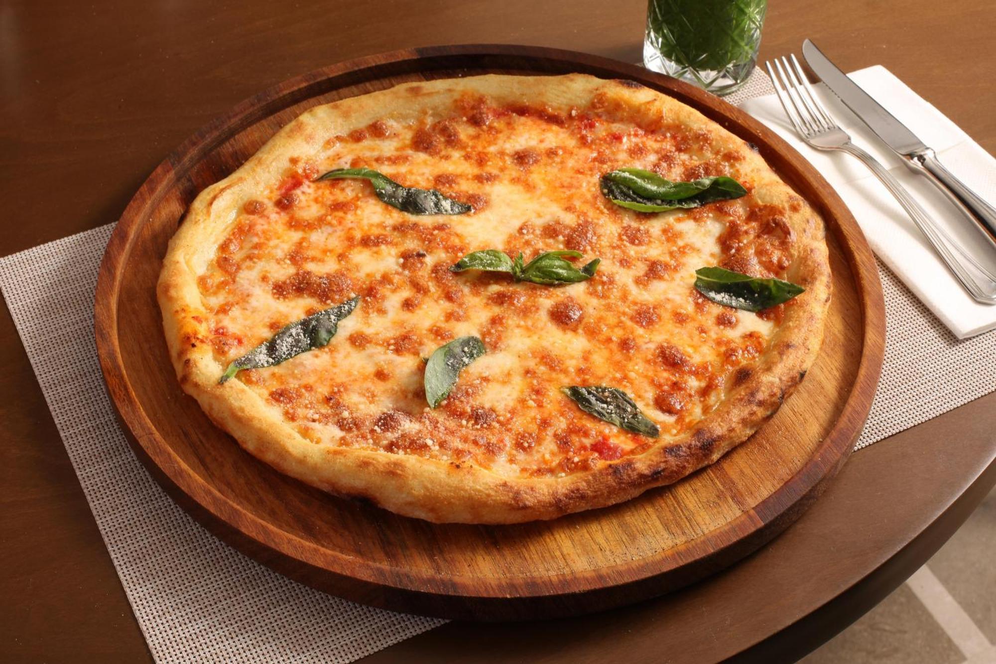 벤틀리 바이 몰튼 호텔 - 스페셜 클래스 이스탄불 외부 사진 A pizza